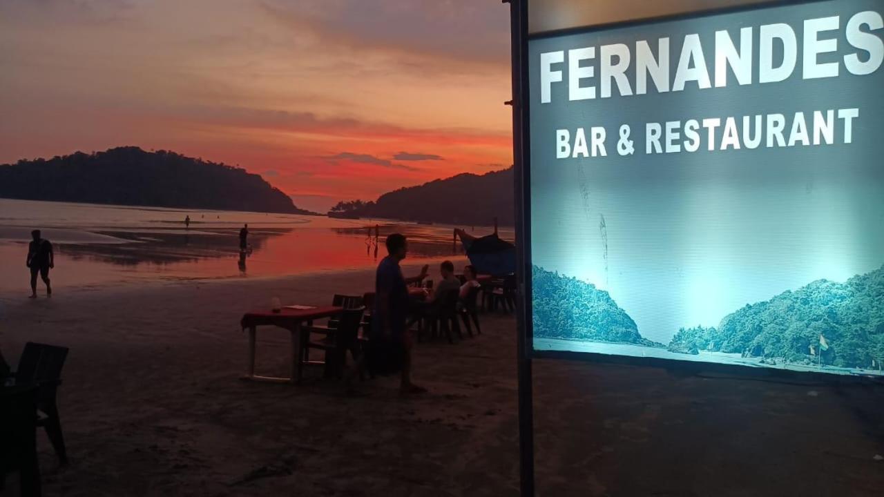 卡纳科纳Fernandes Bar And Restaurant住宿加早餐旅馆 外观 照片